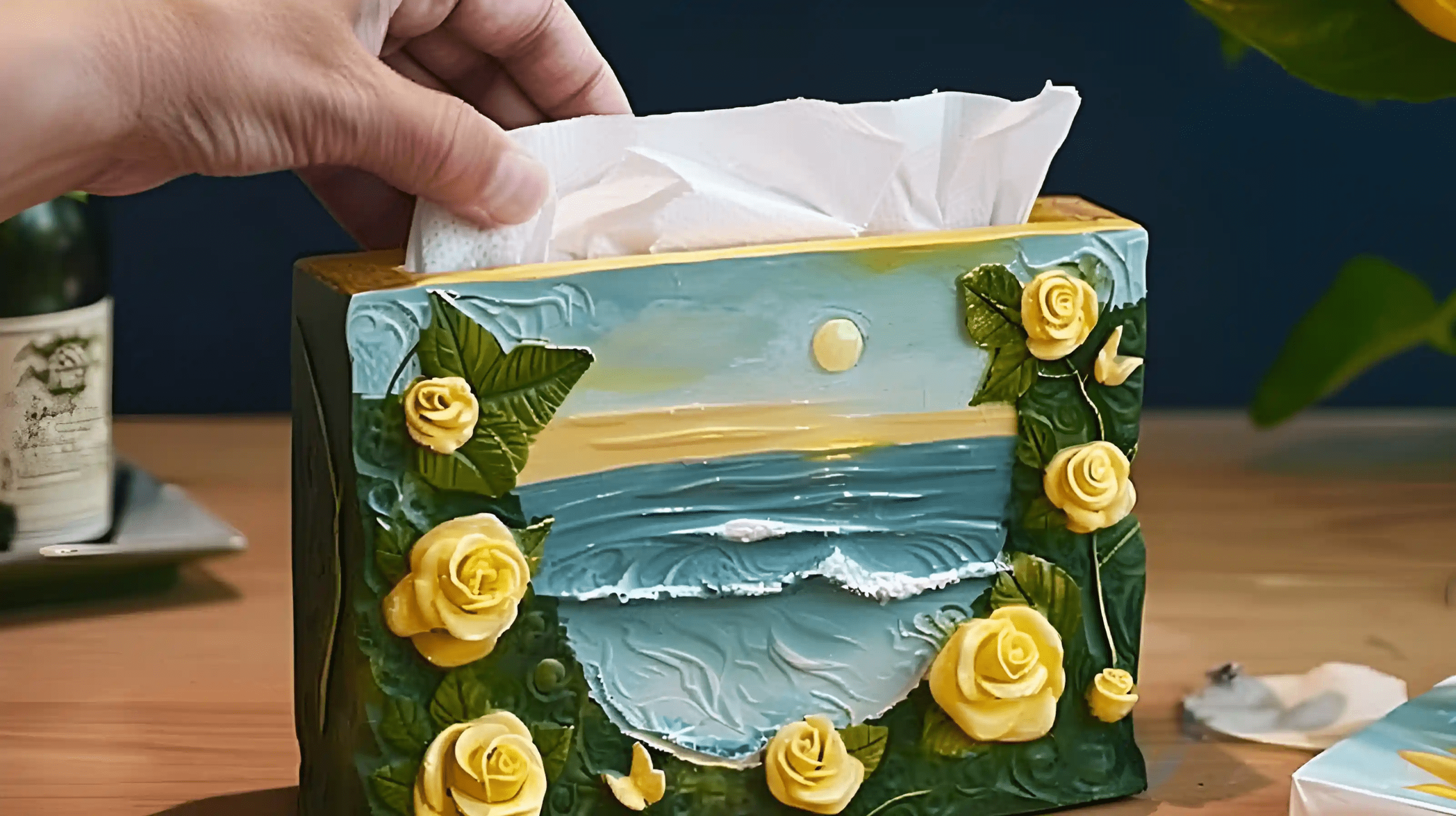 Decorate Tissue Box Ideas: 18 Interesting DIY Techniques